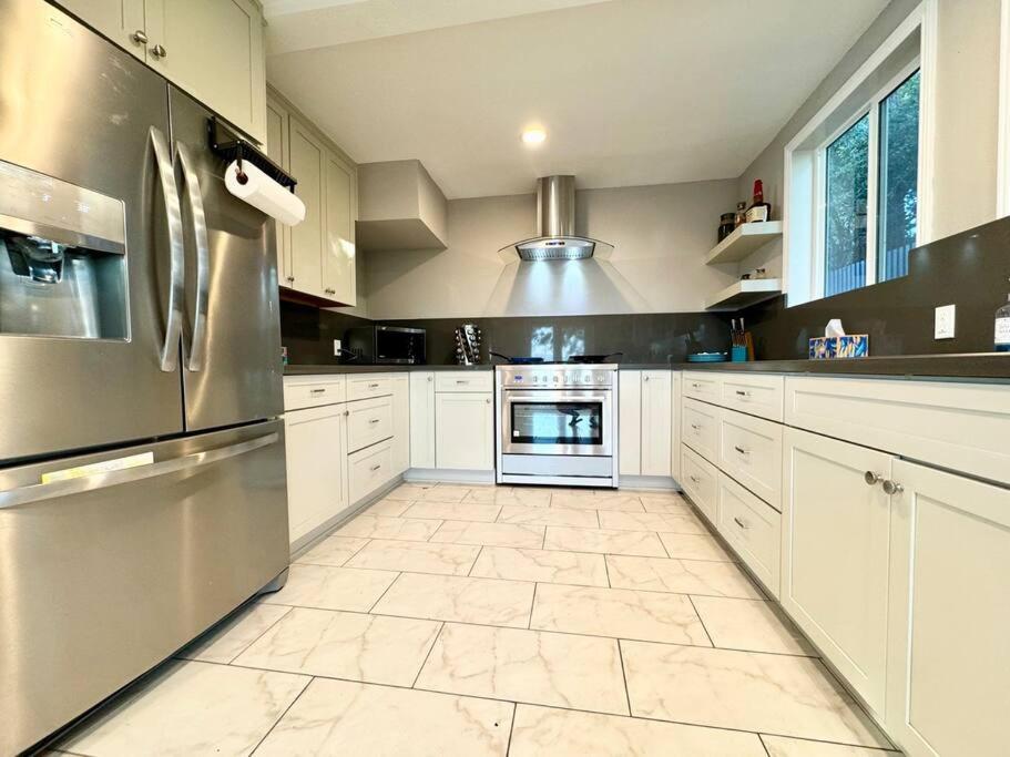 #universal Homestay Los Angeles